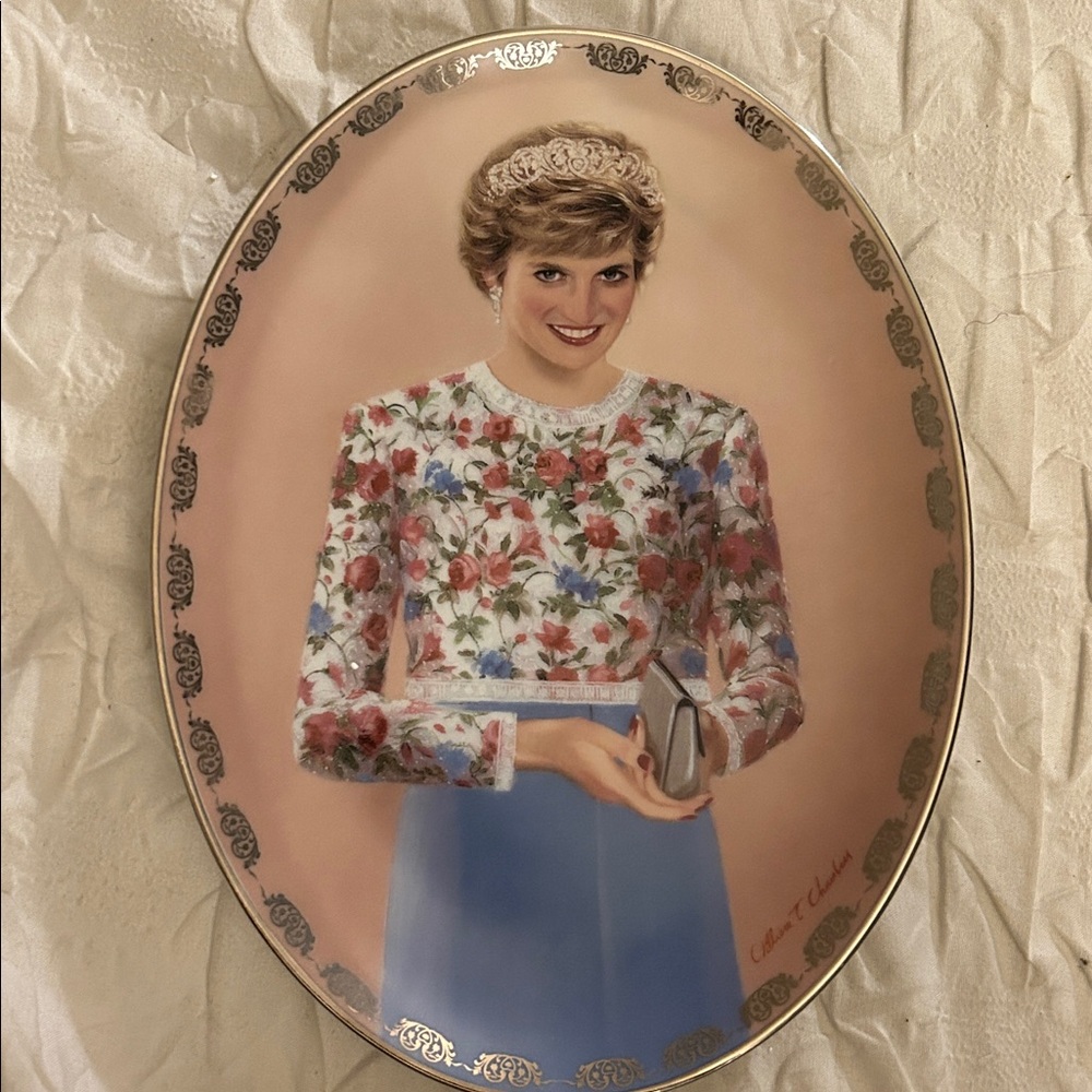 Diana: Queen of our Hearts” Collection Ltd. Ed. Collector Plates (Set of 8) - Picture 3 of 16
